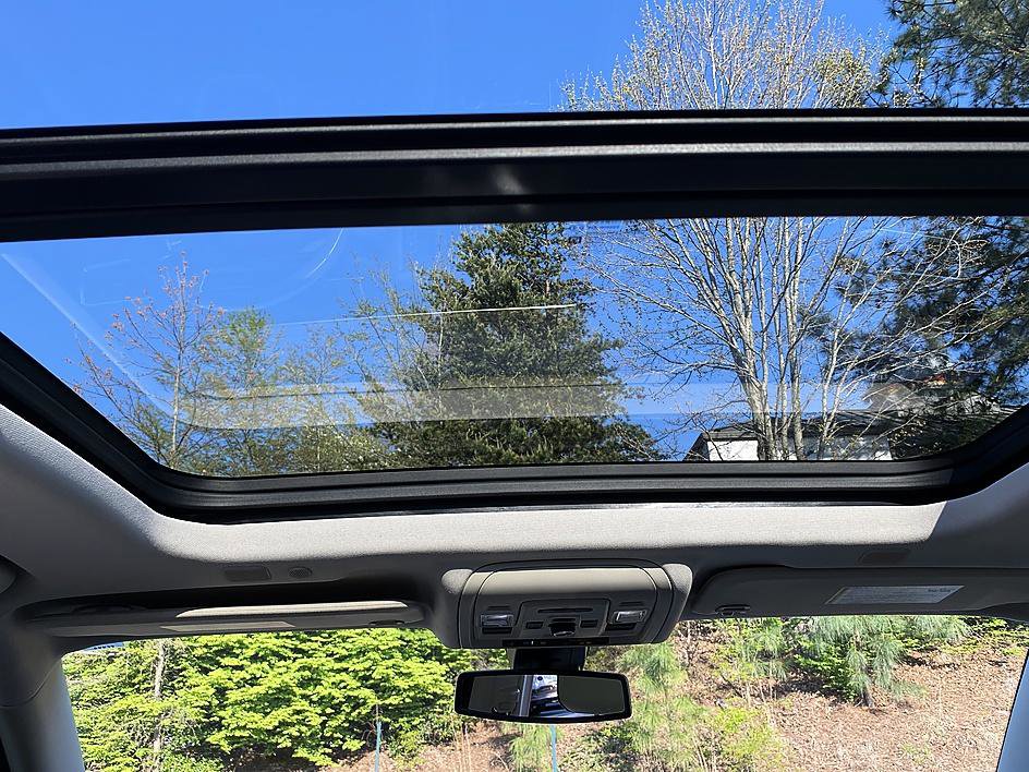 Used 2022 GMC Yukon Denali image 23