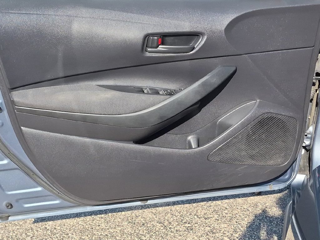 Used 2022 Toyota Corolla LE FWD image 24