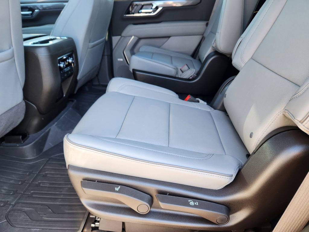 New 2026 GMC Yukon Elevation w/ Elevation Premium Package image 15