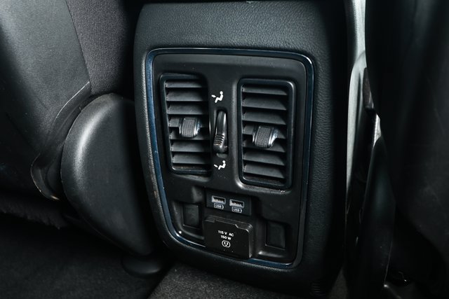 Used 2022 Jeep Grand Cherokee Limited RWD image 31