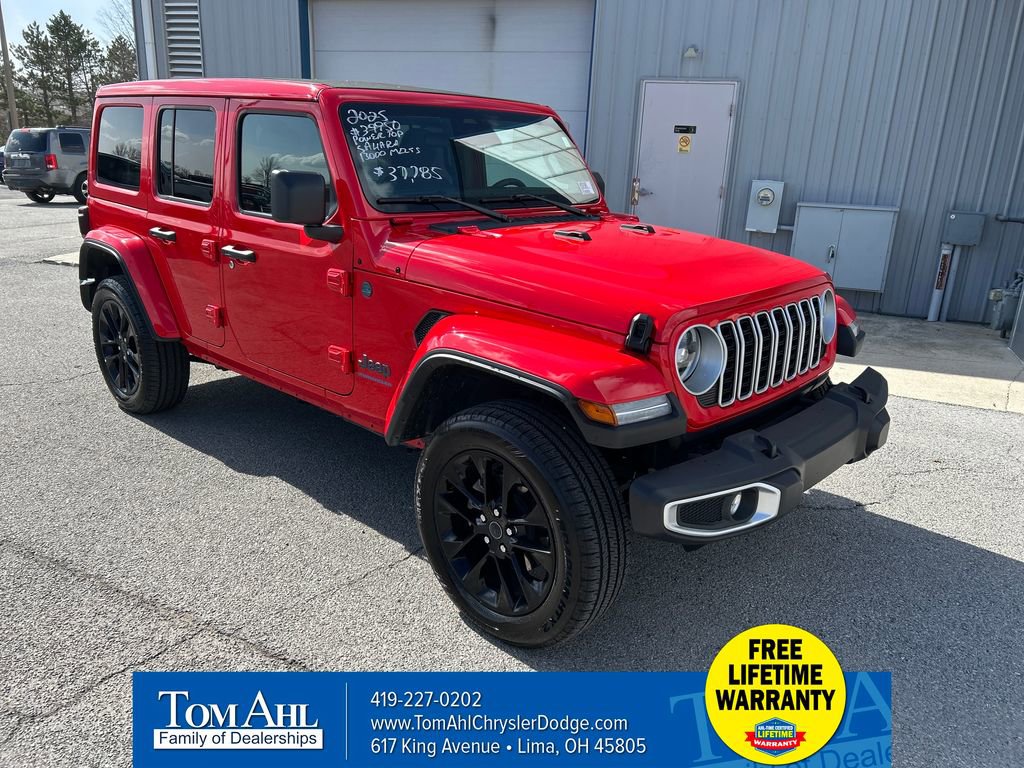 Used 2025 Jeep Wrangler Unlimited Sahara w/ Safety Group