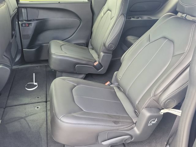 New 2026 Chrysler Voyager LX FWD image 9