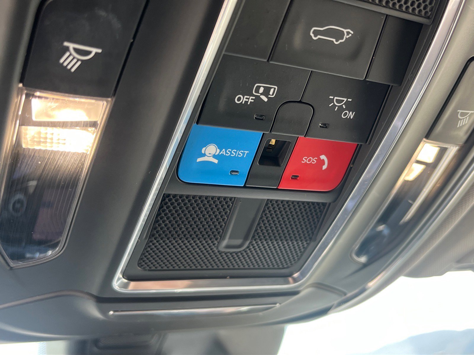 Used 2021 Jeep Grand Cherokee L Limited AWD/4WD image 15