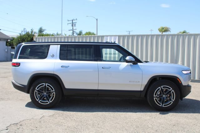 Used 2025 Rivian R1S Adventure AWD/4WD image 3