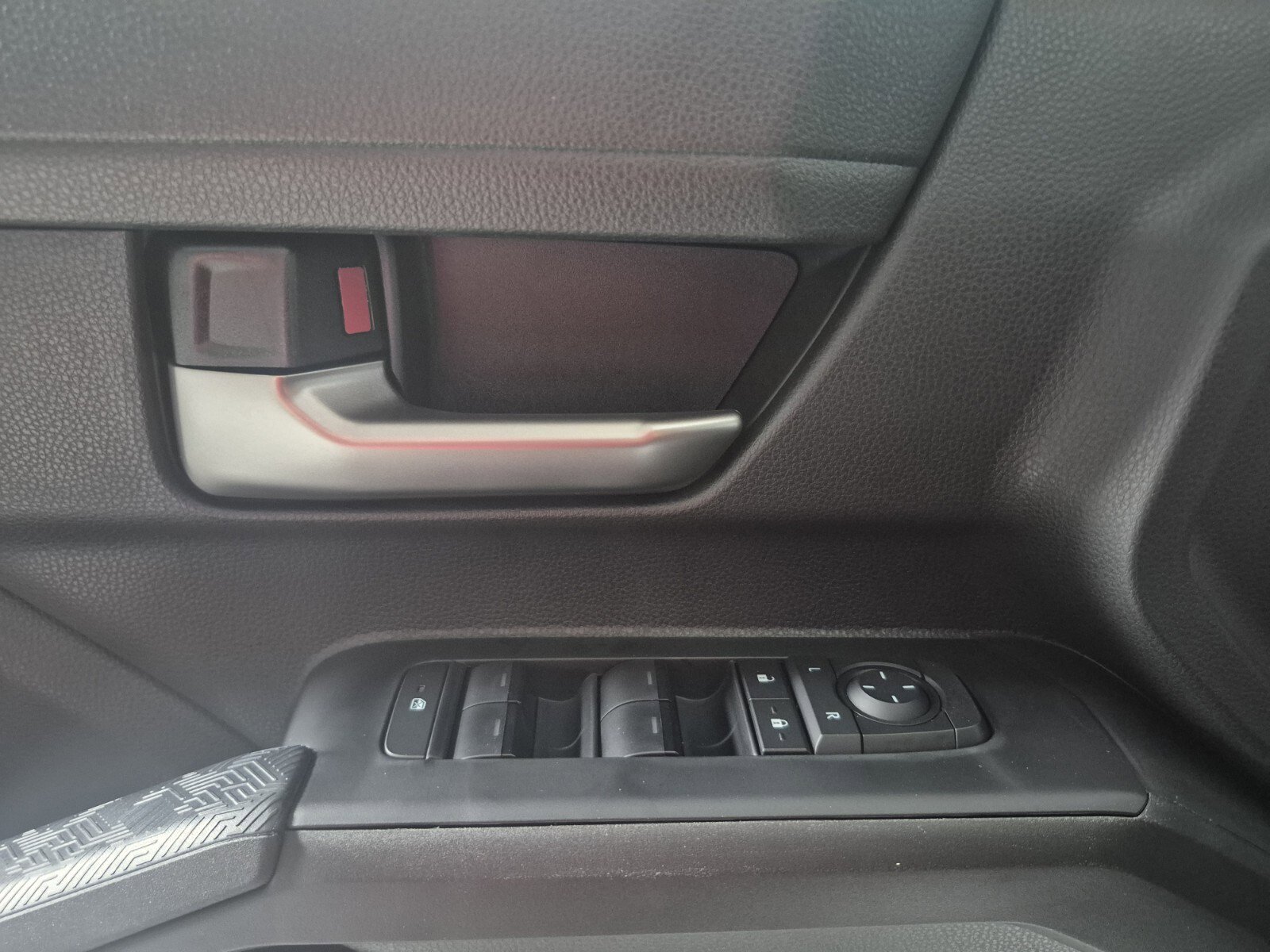 New 2026 Toyota Tacoma SR5 image 16