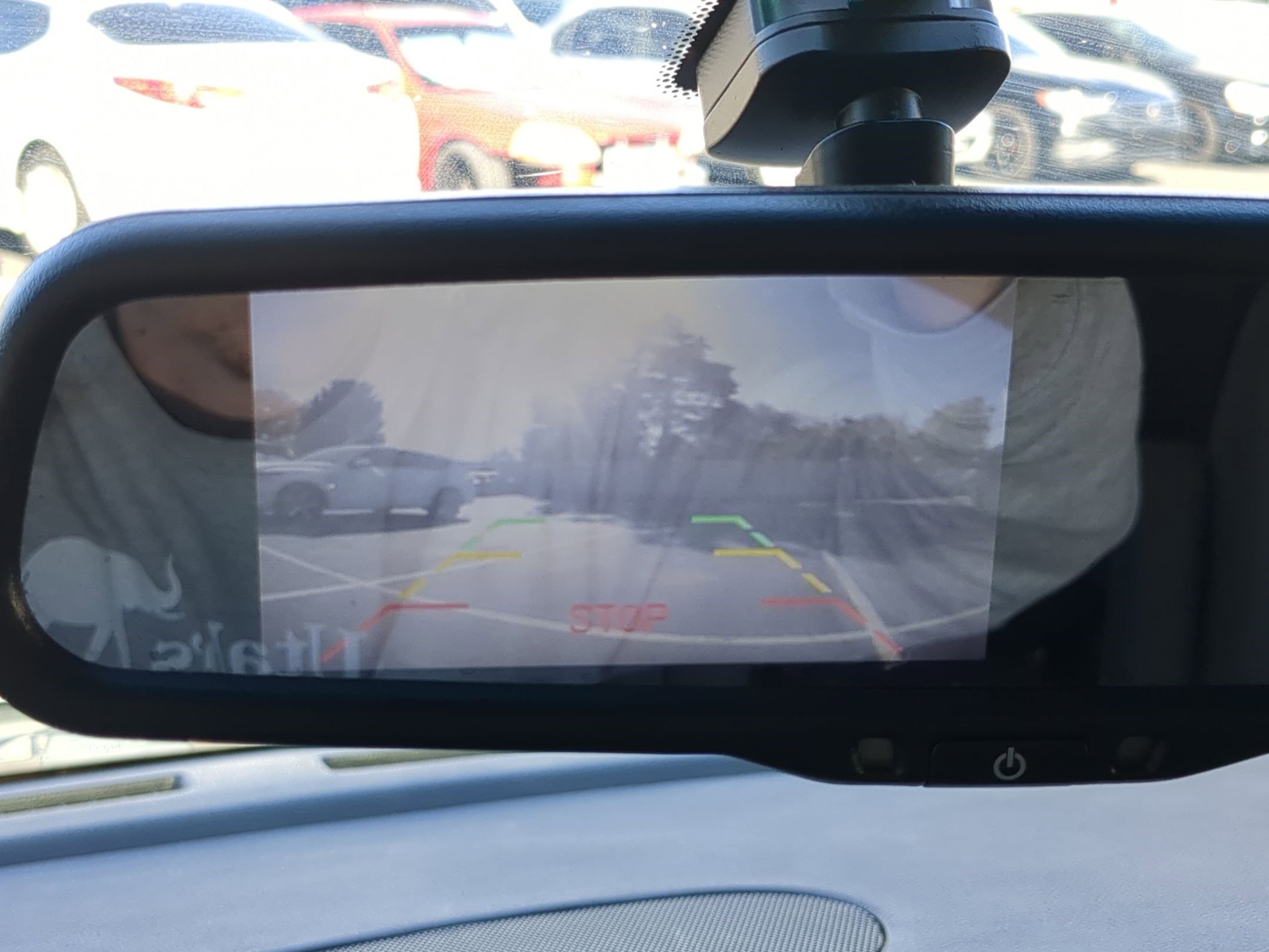 Used 2015 Nissan Quest S image 23