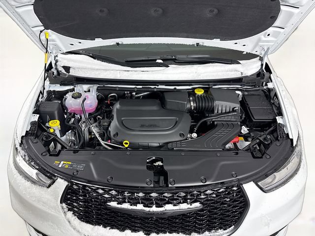 New 2026 Chrysler Pacifica Select w/ S Appearance Package FWD image 27