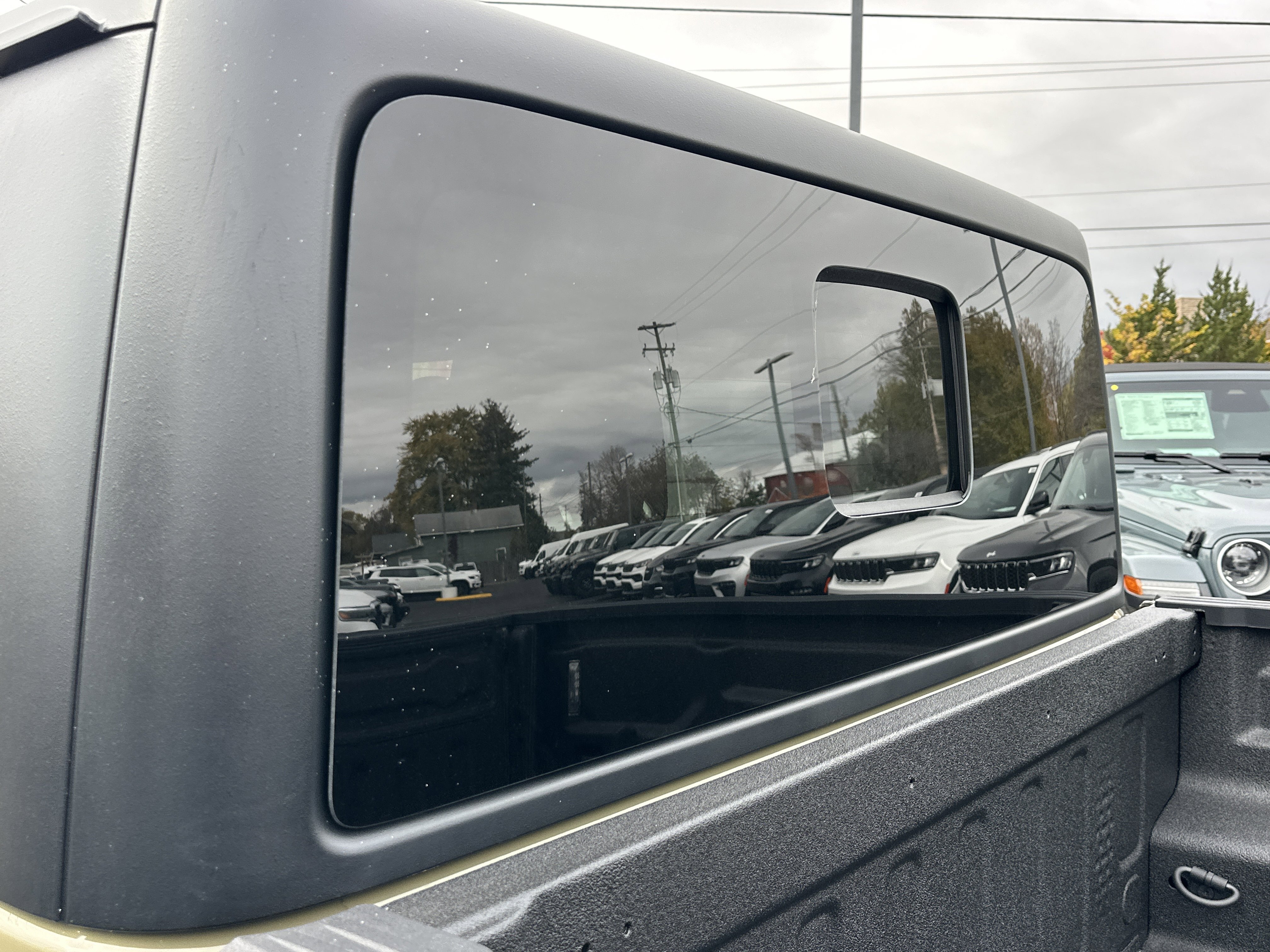 New 2026 Jeep Gladiator Willys image 25