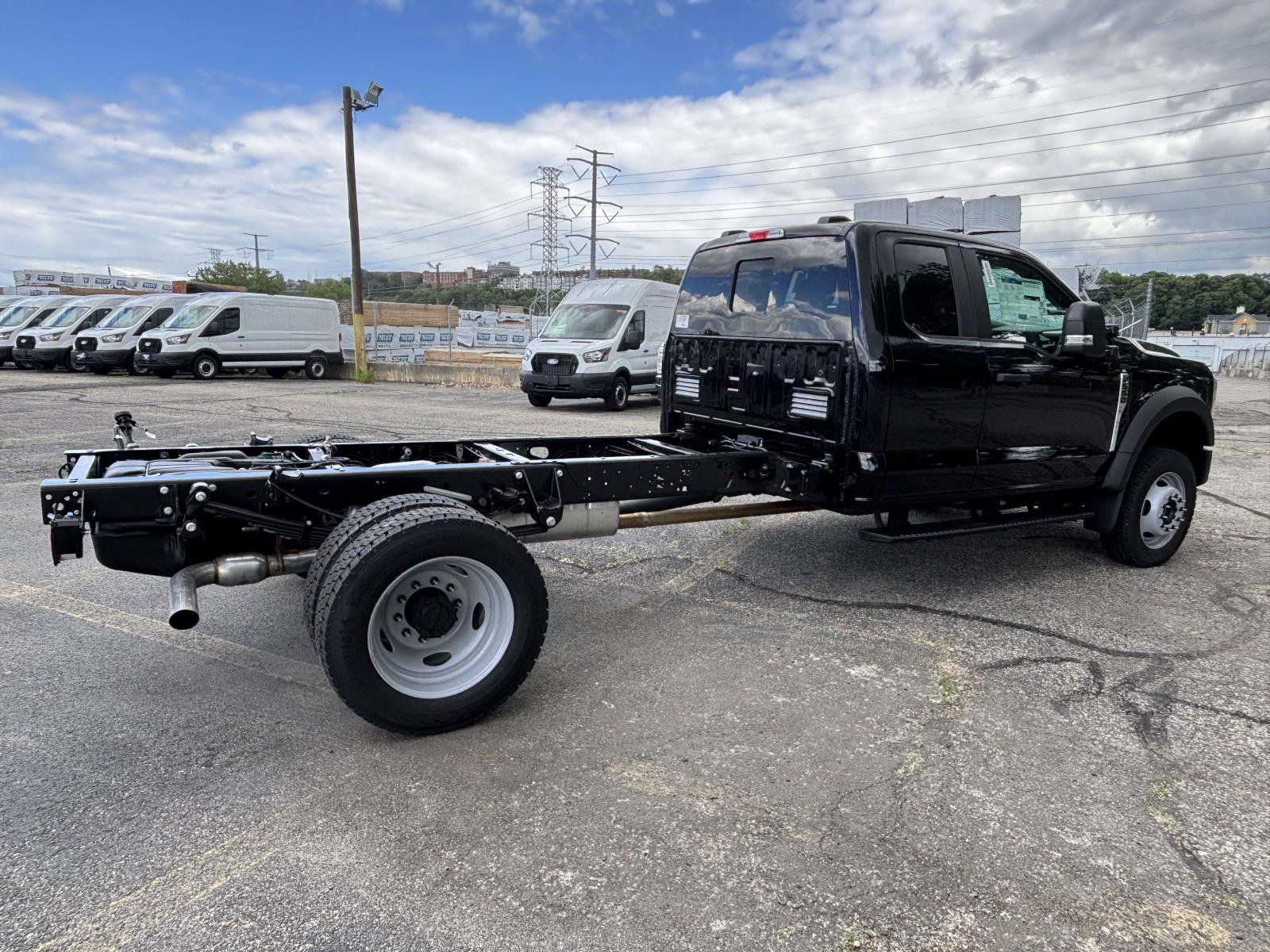 New 2026 Ford F550 4x4 Supercab Super Duty image 5