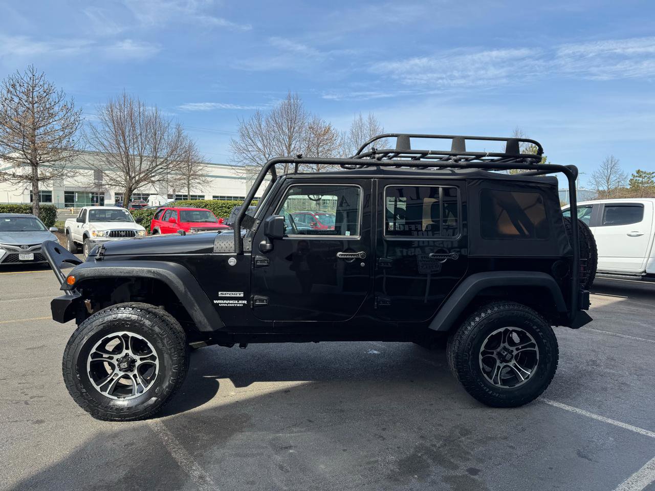 Used 2015 Jeep Wrangler Unlimited Sport w/ Quick Order Package 24S AWD/4WD image 9
