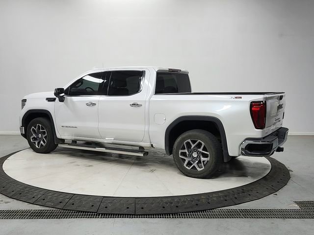 Used 2023 GMC Sierra 1500 SLT w/ SLT Premium Package AWD/4WD image 5