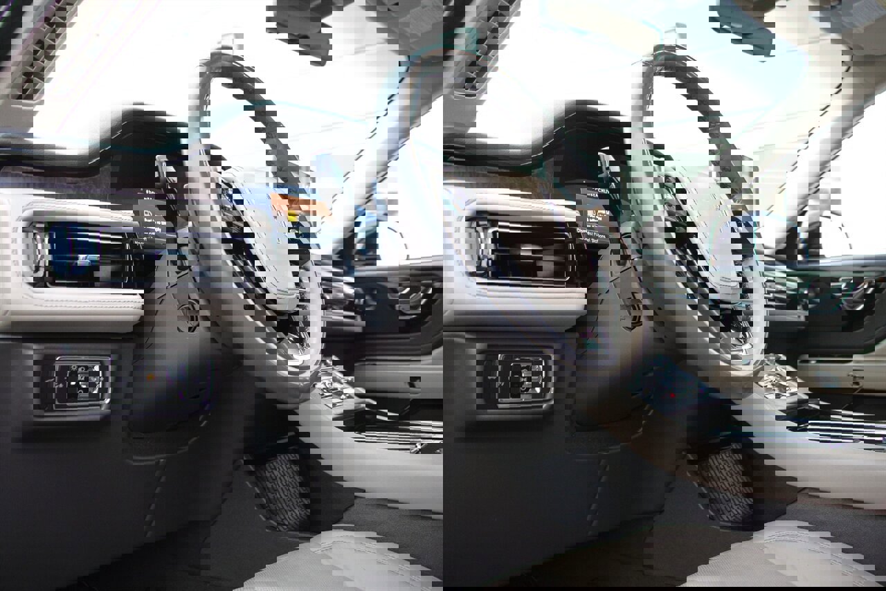 Used 2022 Lincoln Aviator Reserve image 28