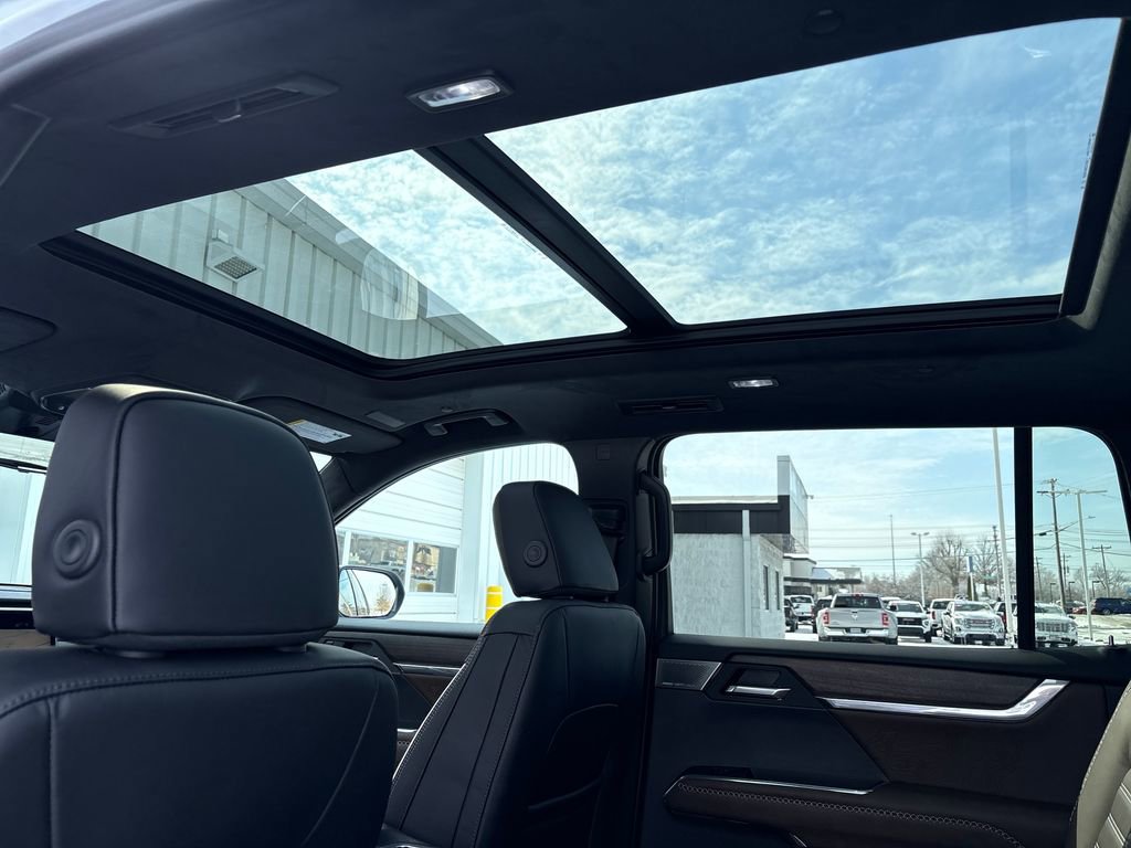 New 2026 GMC Acadia Denali Ultimate image 48