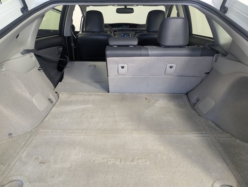 Used 2014 Toyota Prius Four FWD image 23