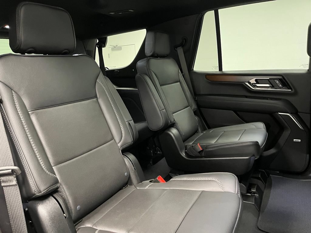 Used 2026 GMC Yukon Denali w/ Sun & Power Step Package AWD/4WD image 54