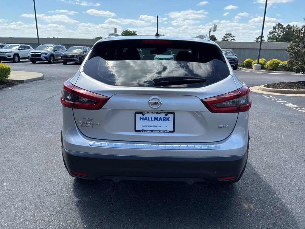 Used 2022 Nissan Rogue Sport SV w/ Technology Package FWD image 6