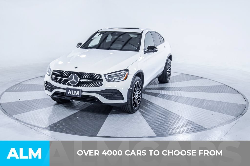 Used 2022 Mercedes-Benz GLC 300 4MATIC Coupe image 3
