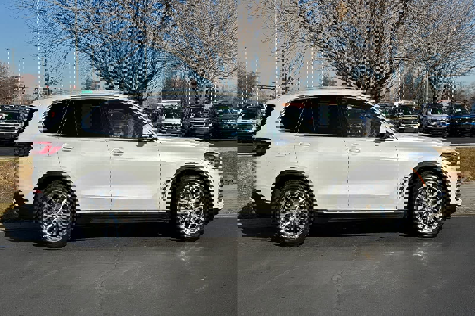 Used 2023 BMW X5 xDrive40i w/ Premium Package image 8