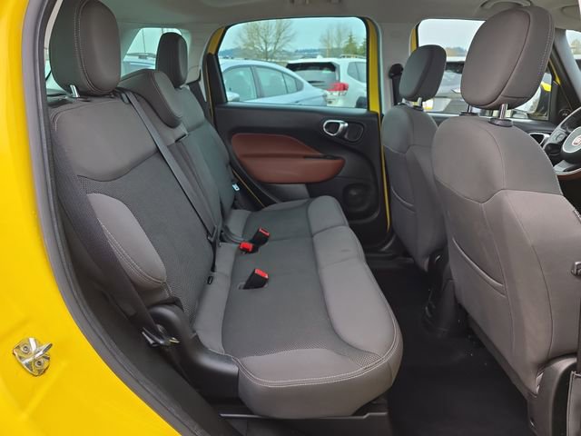 Used 2014 FIAT 500L Trekking w/ Popular Equipment Group image 12