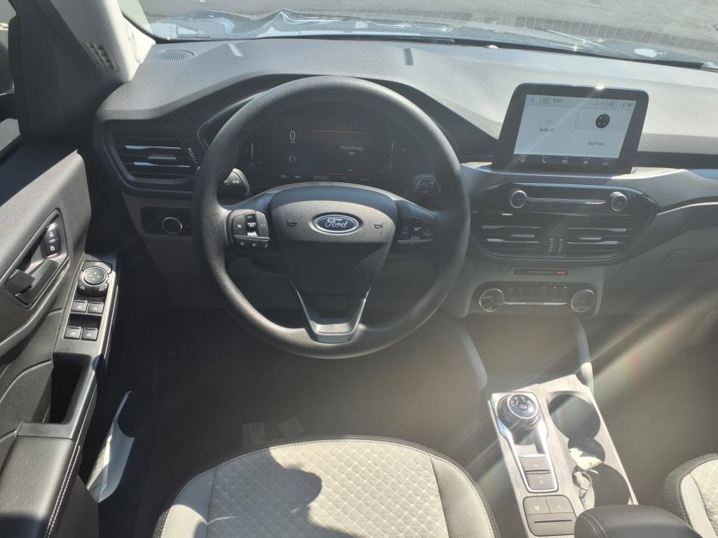 New 2025 Ford Escape Active image 3
