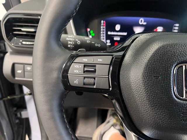 Used 2026 Honda Pilot Elite image 25