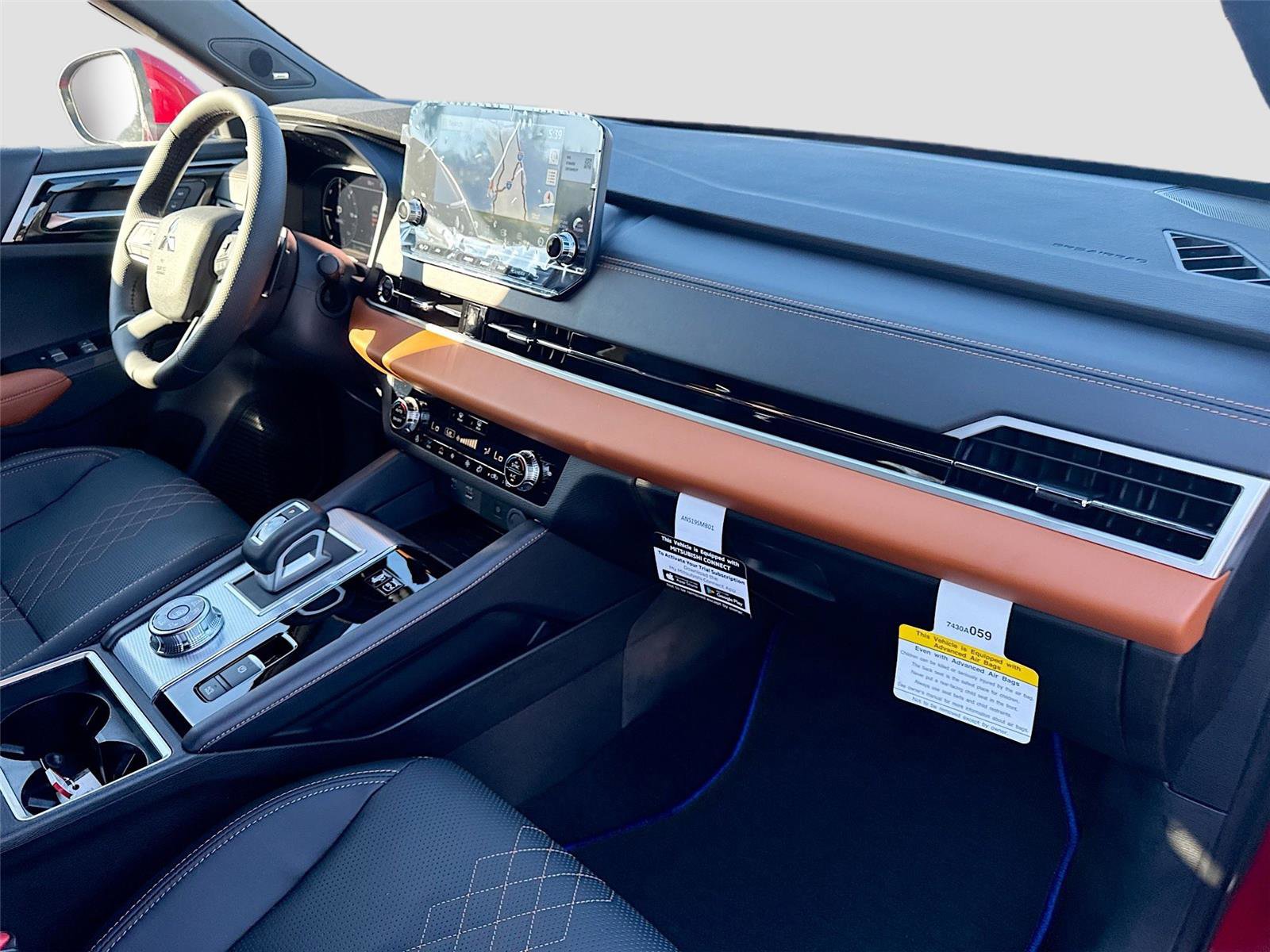 New 2025 Mitsubishi Outlander SEL image 30