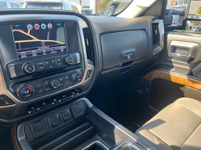 Used 2016 Chevrolet Silverado 2500 LTZ w/ LTZ Plus Package image 6