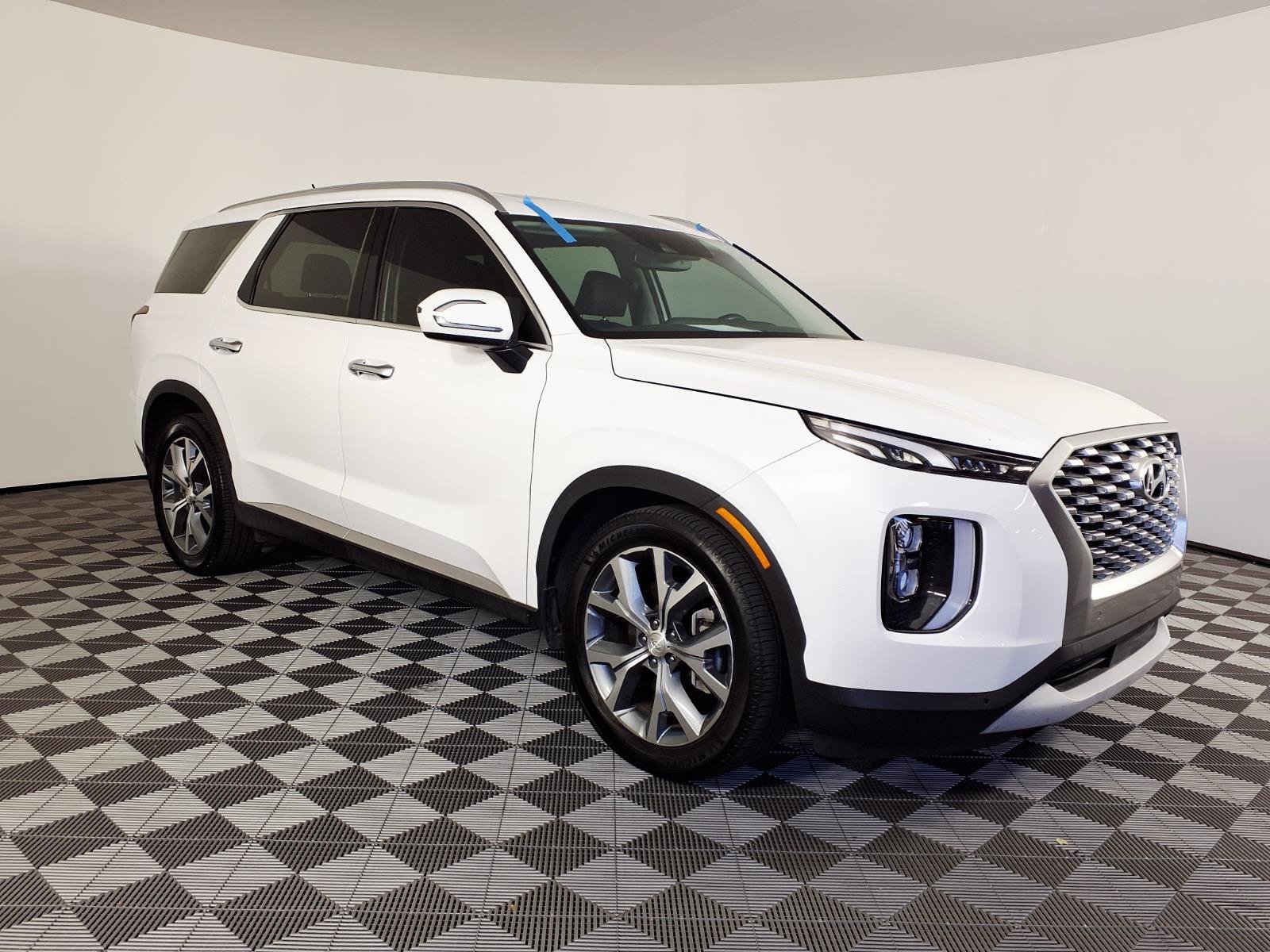 Used 2021 Hyundai Palisade SEL w/ Convenience Package AWD/4WD image 3
