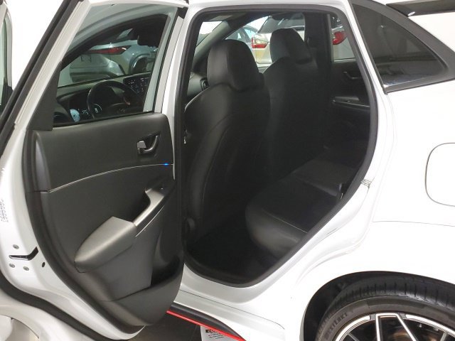 Used 2022 Hyundai Kona N w/ Cargo Package FWD image 30