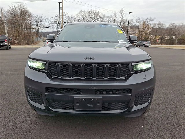 Used 2023 Jeep Grand Cherokee L Laredo image 5