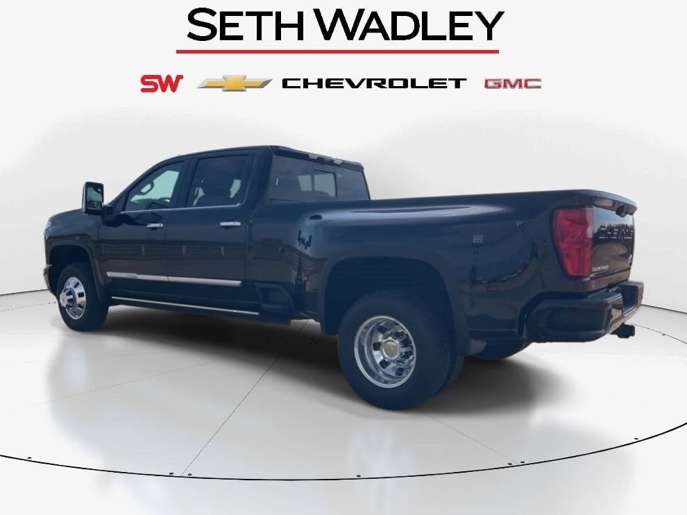 New 2026 Chevrolet Silverado 3500 High Country w/ Technology Package image 5