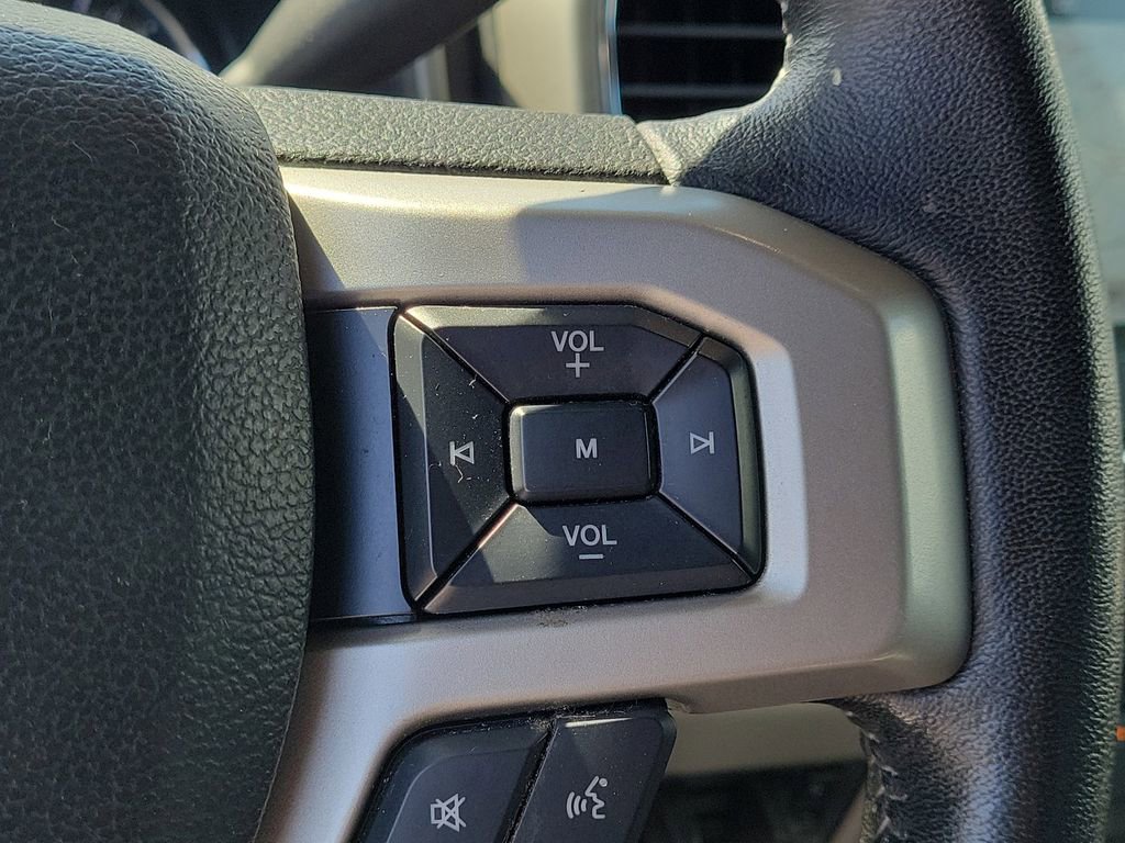 Used 2018 Ford F250 Lariat w/ Chrome Package image 29