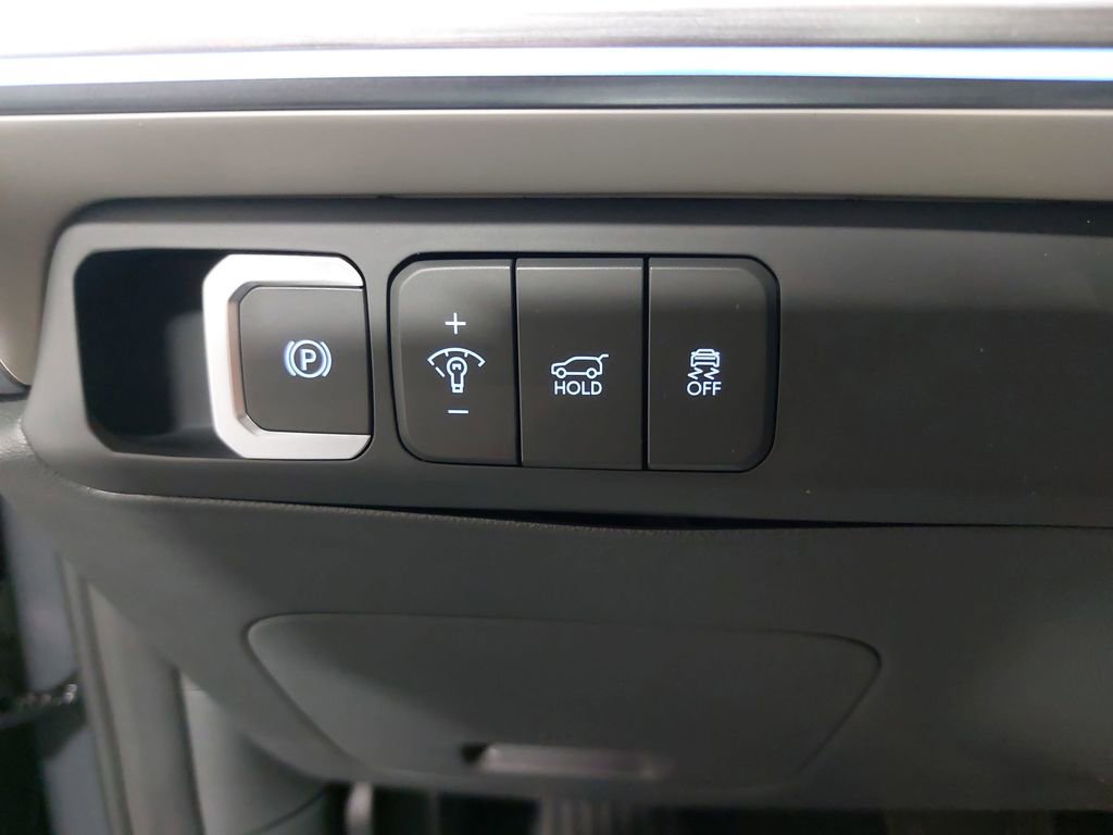 Used 2025 Hyundai Santa Fe Limited image 29