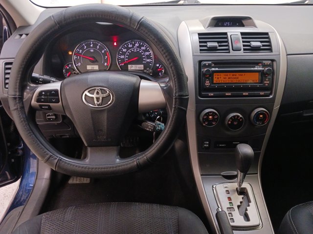 Used 2012 Toyota Corolla S image 14