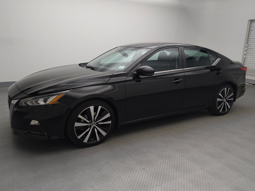 Used 2021 Nissan Altima 2.0 SR image 2