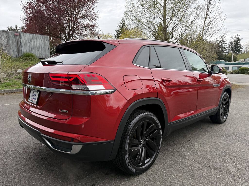 Used 2022 Volkswagen Atlas Cross Sport SE AWD/4WD image 5