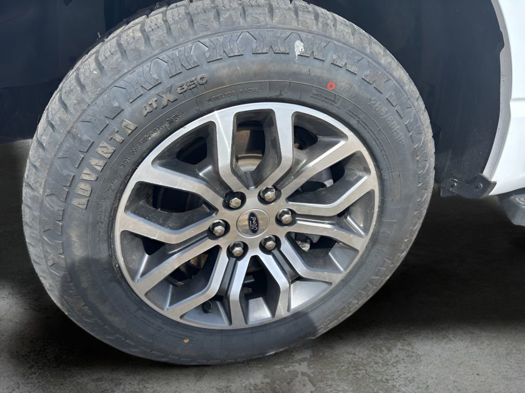 Used 2022 Ford F150 Lariat w/ Bed Utility Package image 9