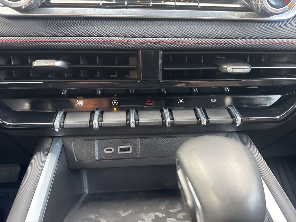 Used 2024 Chevrolet Colorado Z71 w/ Advanced Trailering Package image 17