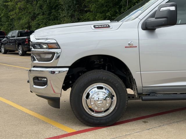 New 2026 RAM 3500 Tradesman AWD/4WD image 9