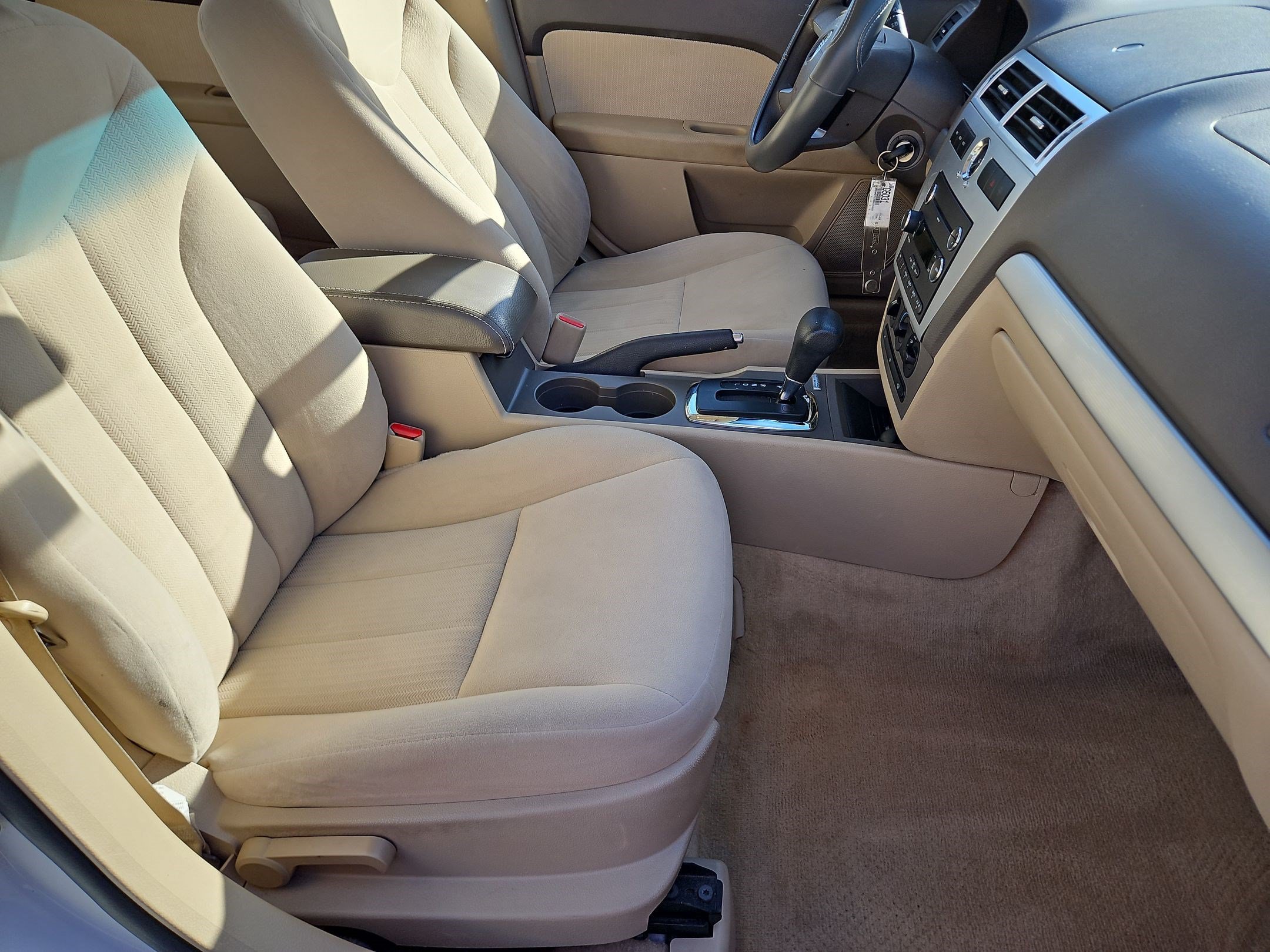 Used 2009 Mercury Milan FWD image 26