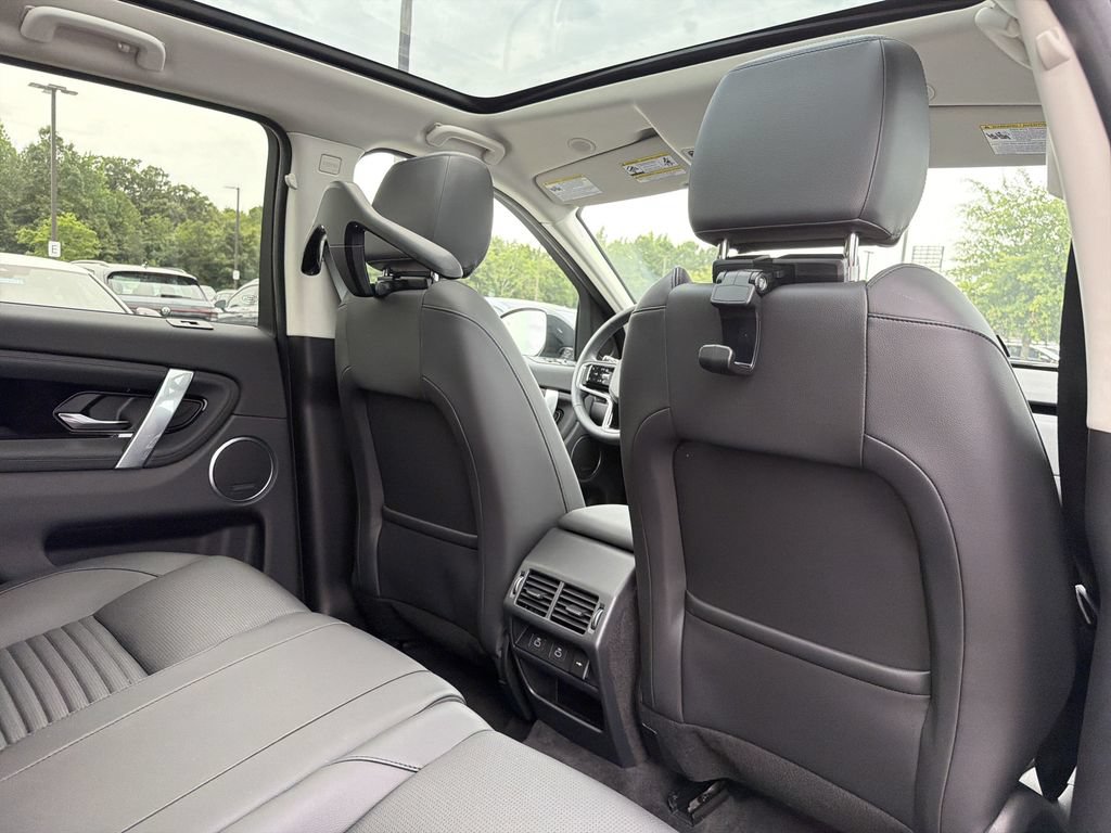 Used 2025 Land Rover Discovery Sport S AWD/4WD image 15