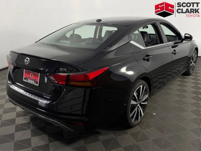 Used 2020 Nissan Altima 2.5 SR w/ Premium Package FWD image 9