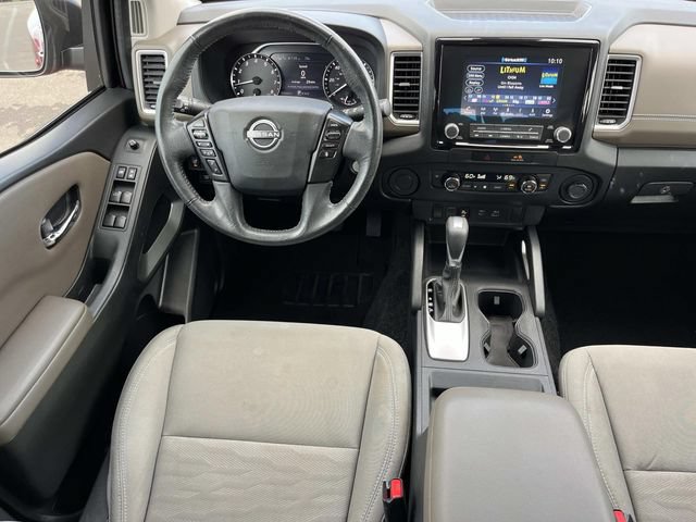 Used 2022 Nissan Frontier SV w/ Technology Package RWD image 14