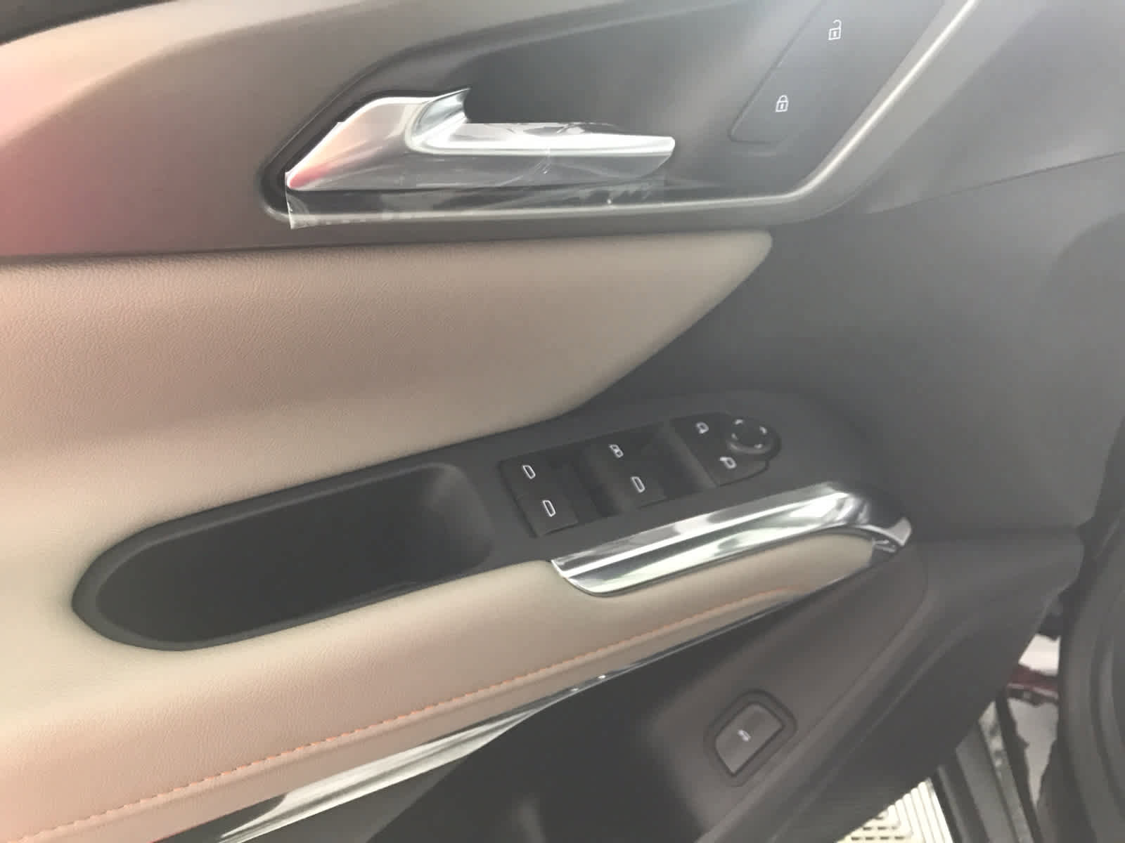 New 2026 Chevrolet Traverse LT w/ Driver Confidence Package image 9