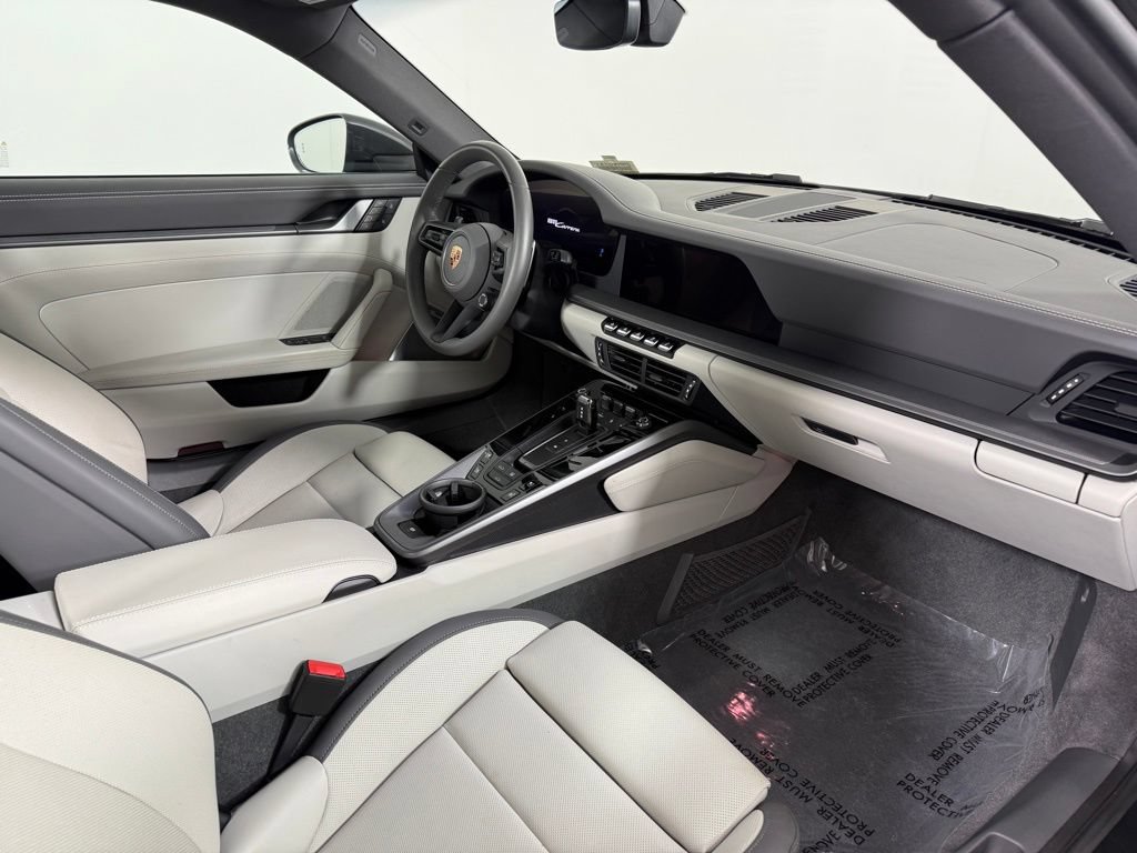 Certified 2026 Porsche 911 Carrera RWD image 15