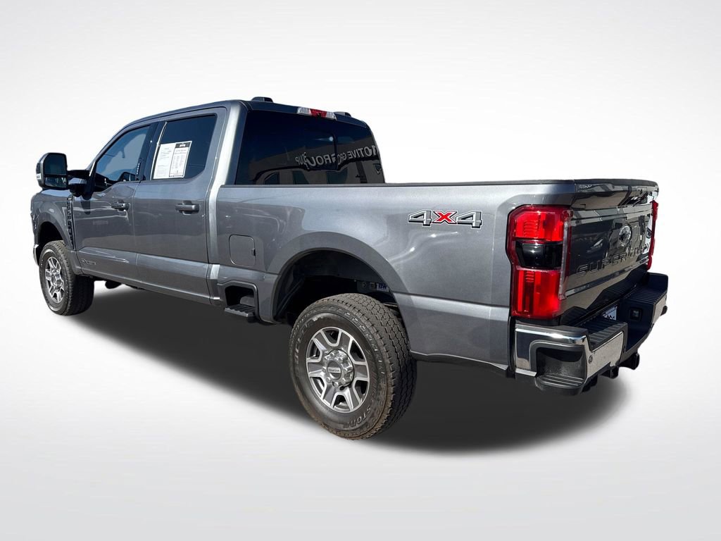 Used 2024 Ford F250 Lariat AWD/4WD image 3