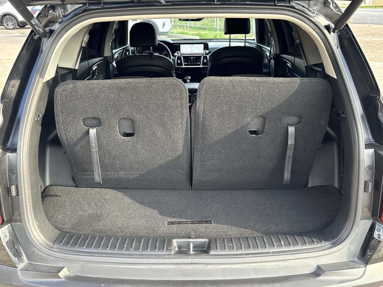 Used 2023 Kia Sorento X-Line EX image 6