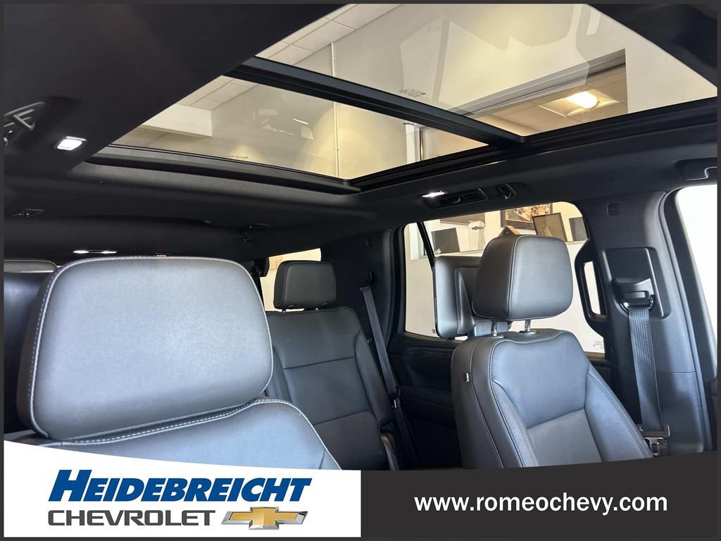 Used 2022 Chevrolet Tahoe LT w/ LT Signature Plus Package AWD/4WD image 40