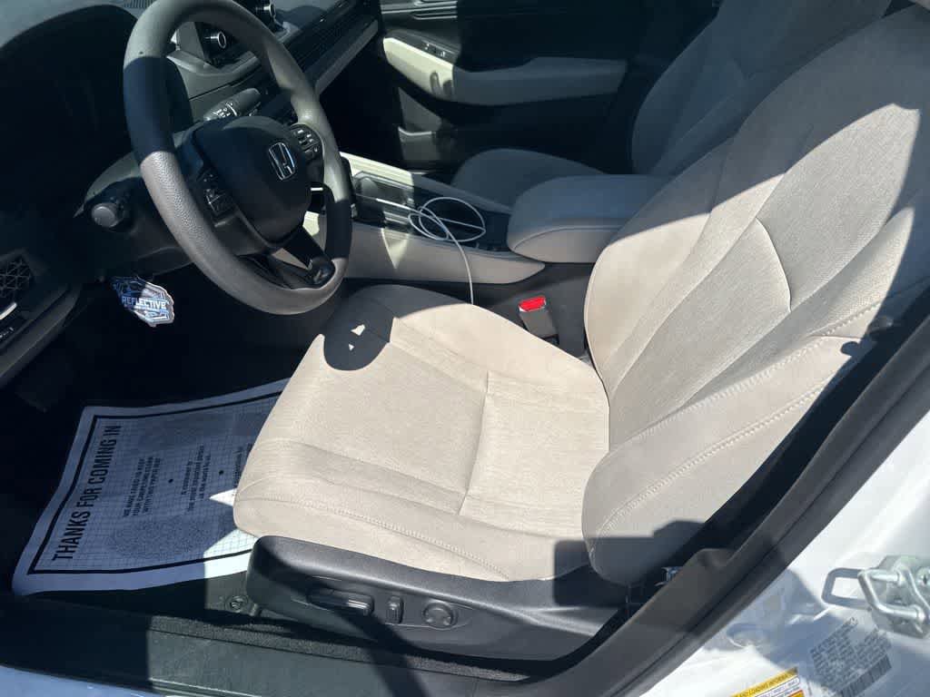 Used 2023 Honda Accord EX image 23