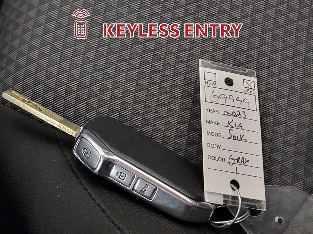Used 2023 Kia Soul LX FWD image 27